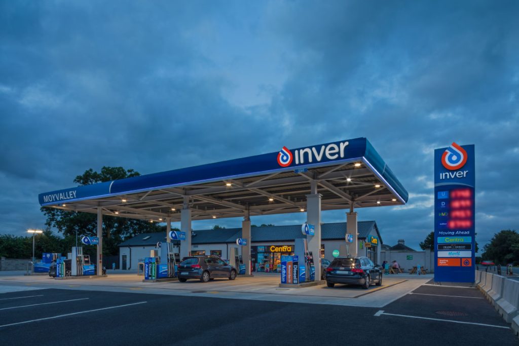 Inver Moyvalley, Co. Kildare. Service Station